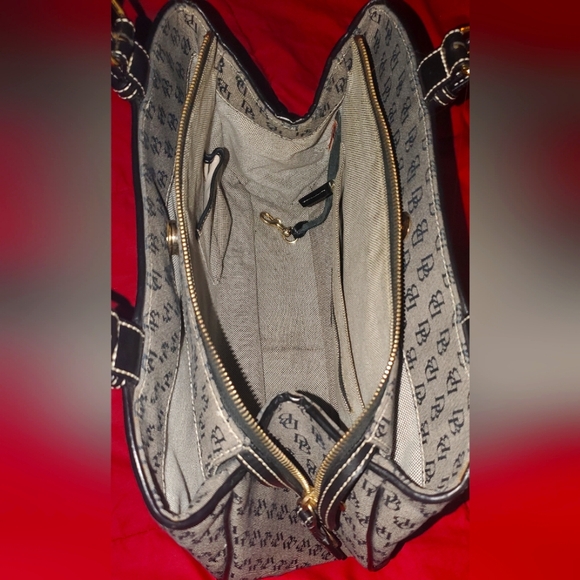 Vintage Dooney & Bourke Vintage 3 Piece Handbag Set. - Picture 9 of 16